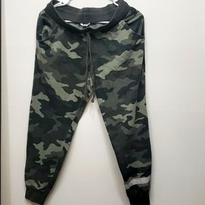 Aero sweatpants size M  ( k1  )